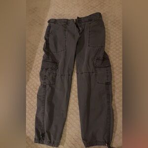 Sanctuary women’s Charcoal Cargo Pants